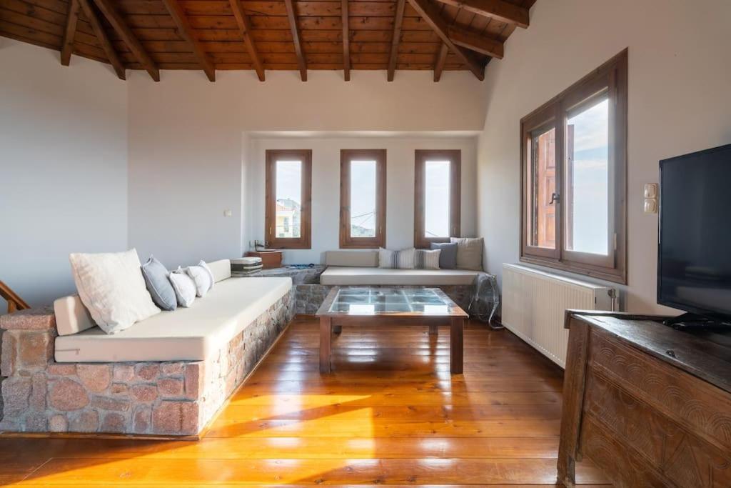 Villa Stone Sunset