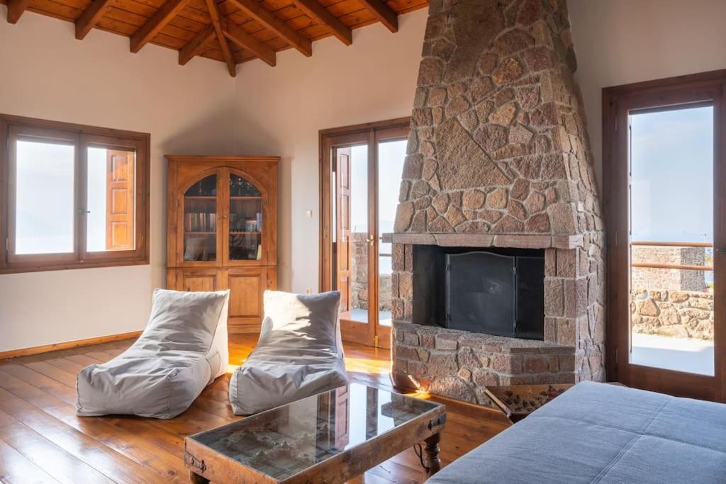 Stone Sunset Villa *